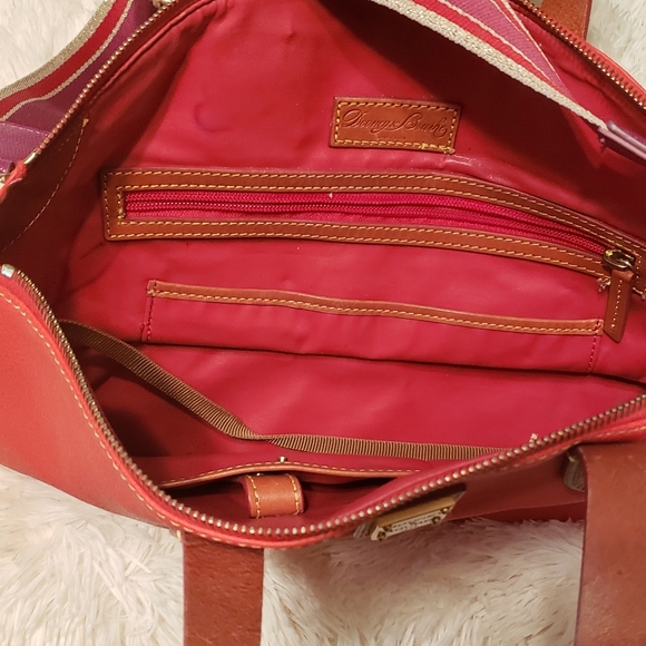 DOONEY BOURKE LOT - Picture 4 of 10